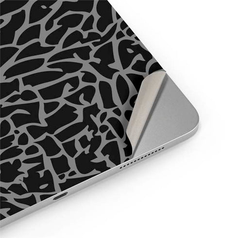 Elephant Print Black iPad Pro 13in M4 (2024) Skin