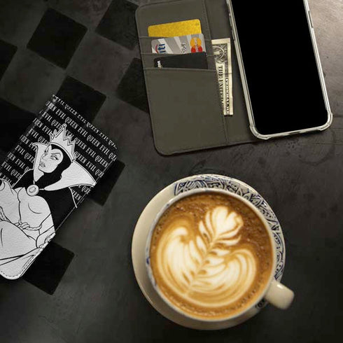 Disney Villains Evil Queen Black and White iPhone 15 Pro Max Folio Case