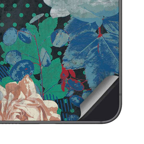 Fall Flowers Galaxy S24 Plus Skin