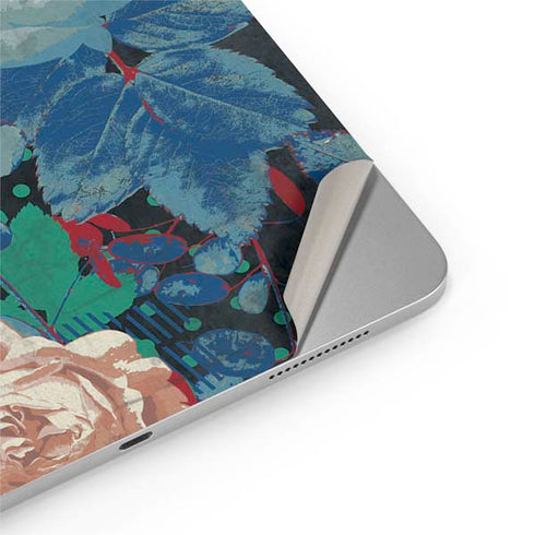 Fall Flowers iPad Pro 13in M4 (2024) Skin