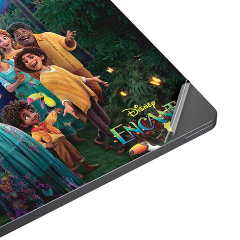 Disney Encanto Familia Poster Surface Laptop 7 13.8in Skin