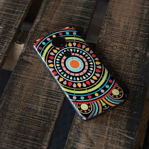 Finding Center Colored Moto E5 Plus Skin