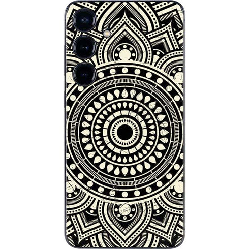 Finding Center Galaxy S24 Skin