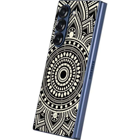 Finding Center Galaxy Z Fold6 Skin