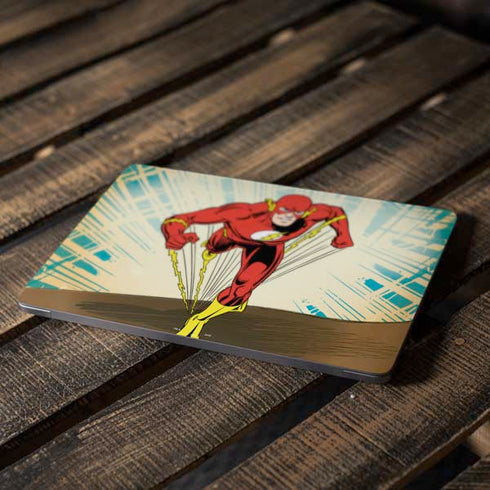 DC Comics The Flash Classic Art Sprint Pose Apple MacBook Air Skin