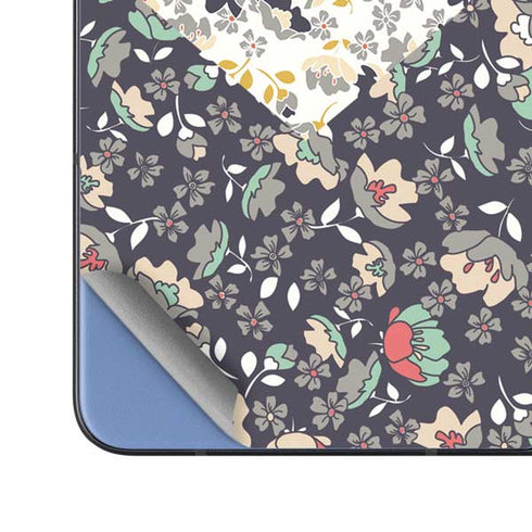 Floral Heart Galaxy Z Fold5 5G Skin