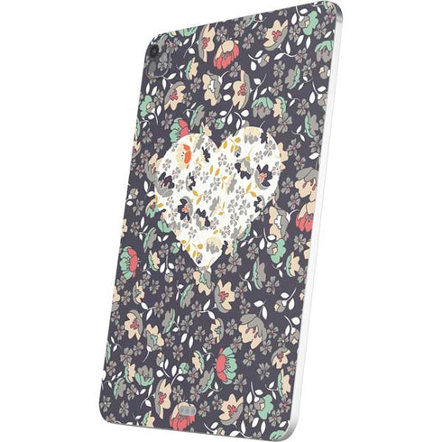 Floral Heart iPad Pro 13in M4 (2024) Skin