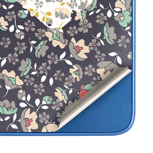 Floral Heart Moto G Play 4G (2024) Skin