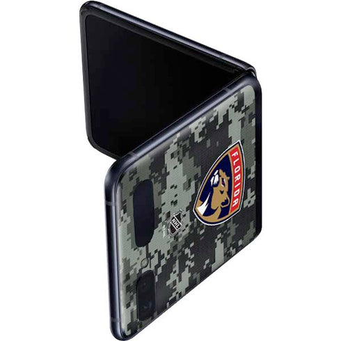 NHL Florida Panthers Camo Galaxy Z Flip Skin