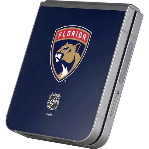 NHL Florida Panthers Distressed Galaxy Z Flip6 Skin