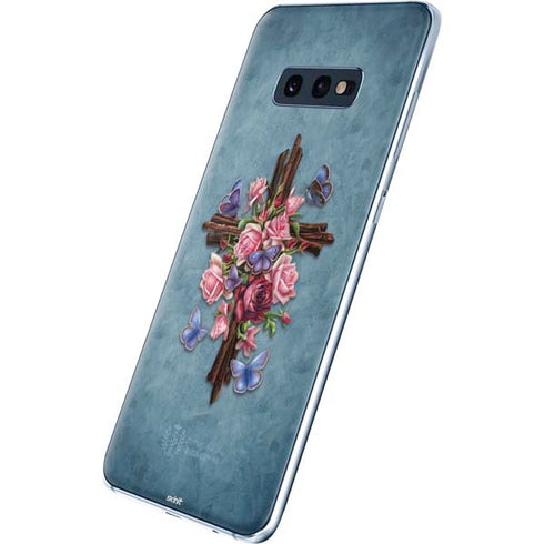 Flower Cross by Brigid Ashwood Galaxy S10e Skin