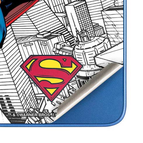 DC Comics Superman Flying Over City Pose Moto G Play 4G (2024) Skin