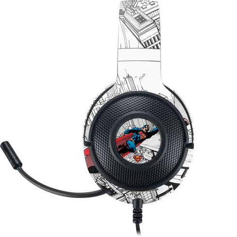 DC Comics Superman Flying Over City Pose Razer Kraken X Skin