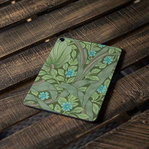 Forget-Me-Nots by William Morris Apple iPad Pro Skin