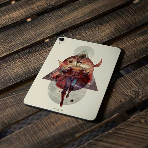 DC Comics Superman Galaxy Flying Apple iPad Pro Skin
