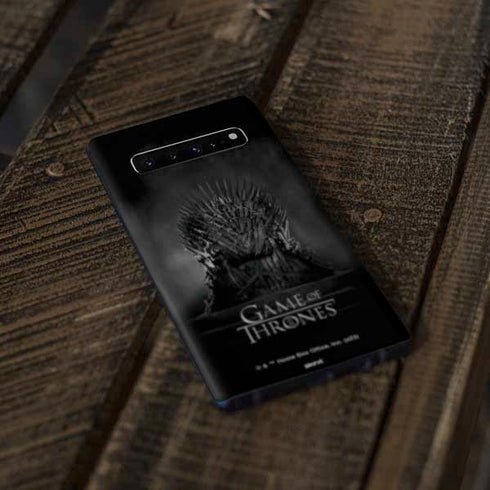 Game of Thrones: The Iron Throne Galaxy S10 Skin