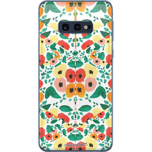 Bouffants and Broken Hearts Geometric Flowers Galaxy S10e Skin