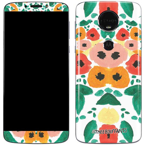 Bouffants and Broken Hearts Geometric Flowers Moto E5 Plus Skin
