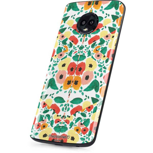 Bouffants and Broken Hearts Geometric Flowers Moto G6 Skin