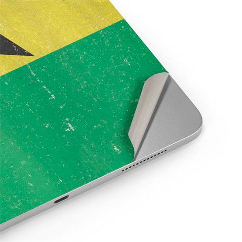 Ghana Flag Distressed iPad Pro 13in M4 (2024) Skin