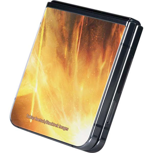 StockTrek Giant Asteroid Collides with Planet Earth Galaxy Z Flip5 5G Skin