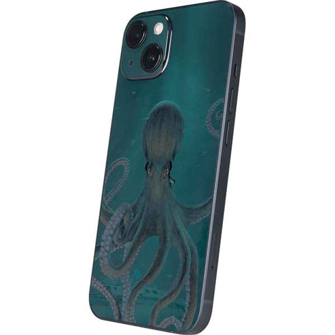 Giant Octopus by Vincent Hie iPhone 15 Skin