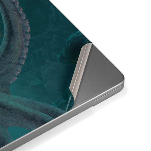 Giant Octopus by Vincent Hie Apple MacBook Pro 14-inch Skin