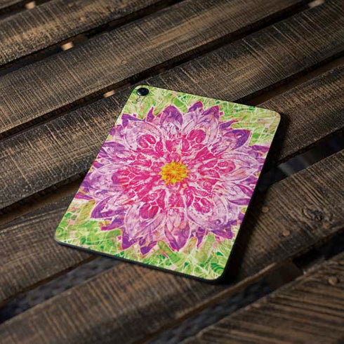 Ginseng Flower Apple iPad Pro Skin