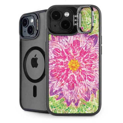 Ginseng Flower iPhone 15 Plus Kickstand Case