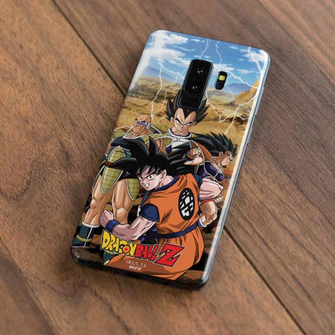 Dragon Ball Z Goku Versus Saiyans Galaxy S9 Plus Skin