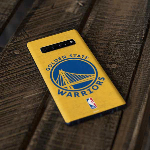 NBA Golden State Warriors Distressed Galaxy S10 Skin