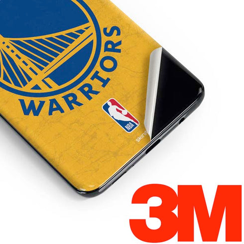 NBA Golden State Warriors Distressed Galaxy S10e Skin