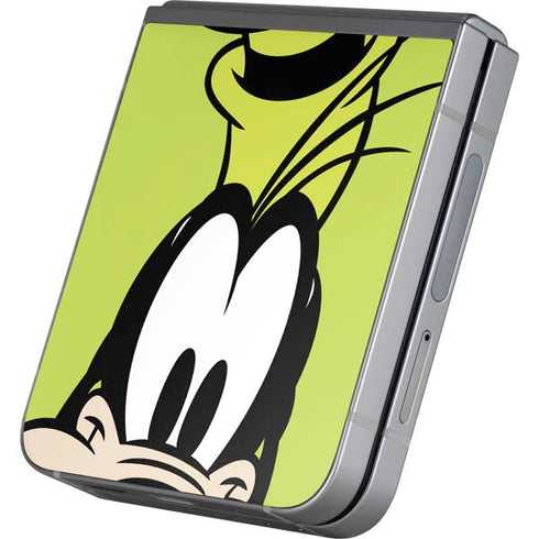 Disney Friends Goofy Up Close Galaxy Z Flip6 Skin