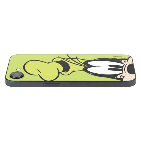 Disney Friends Goofy Up Close iPhone 16e Skin