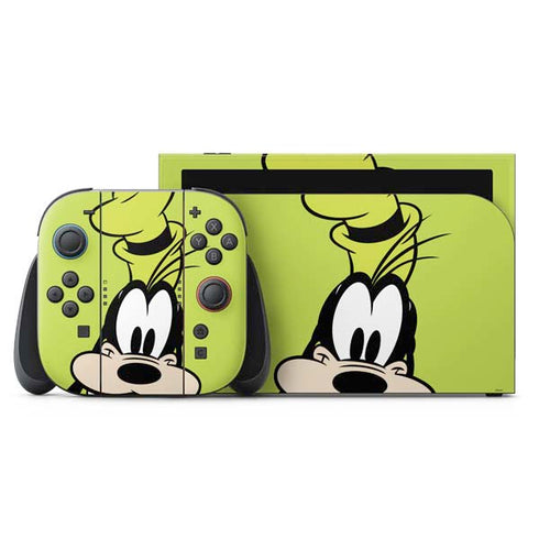 Disney Friends Goofy Up Close Nintendo Skins