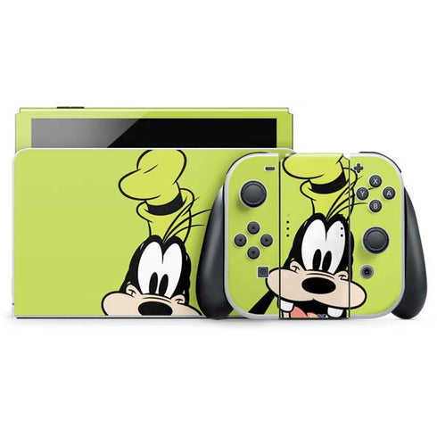 Disney Friends Goofy Up Close Nintendo Skins