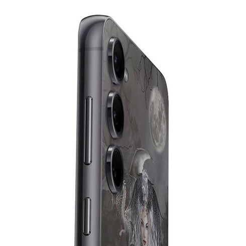 Gothic Princess with Silver Dragon by Nene Thomas Galaxy S25 Skin