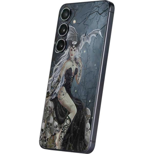 Gothic Queen with Silver Dragon by Nene Thomas Galaxy S25 Skin