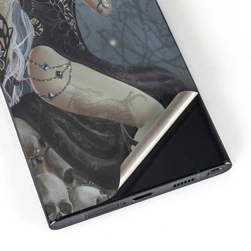 Gothic Queen with Silver Dragon by Nene Thomas Galaxy S25 Ultra Skin