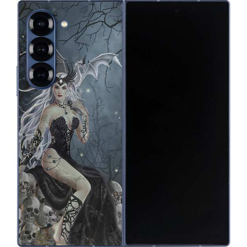 Gothic Queen with Silver Dragon by Nene Thomas Galaxy Z Fold6 Skin