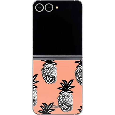 Bouffants and Broken Hearts Gray Scale Pineapple Galaxy Z Flip6 Skin