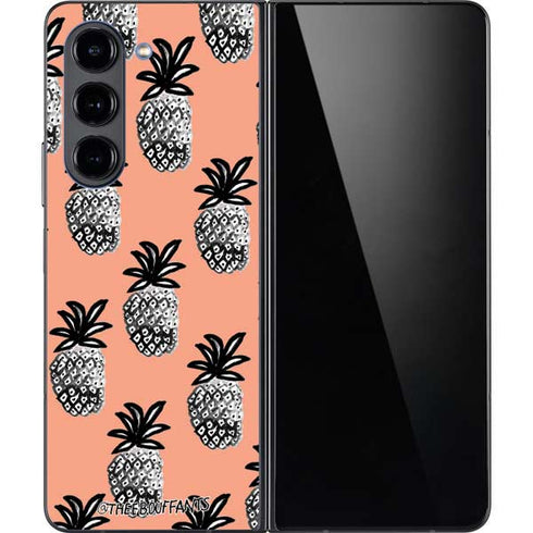 Bouffants and Broken Hearts Gray Scale Pineapple Galaxy Z Fold5 5G Skin