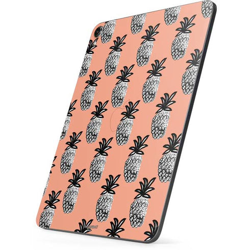 Bouffants and Broken Hearts Gray Scale Pineapple Apple iPad Pro Skin
