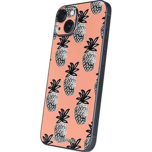 Bouffants and Broken Hearts Gray Scale Pineapple iPhone 15 Skin