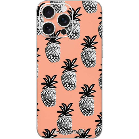 Bouffants and Broken Hearts Gray Scale Pineapple iPhone 16 Pro Max Skin