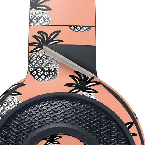 Bouffants and Broken Hearts Gray Scale Pineapple Razer Kraken X Skin