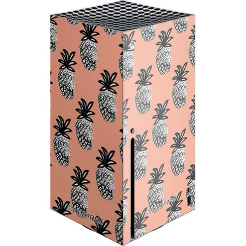 Bouffants and Broken Hearts Gray Scale Pineapple Xbox Series X Skins