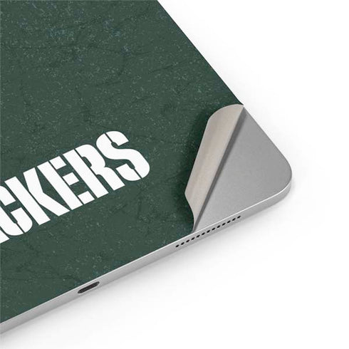NFL Green Bay Packers Distressed iPad Pro 13in M4 (2024) Skin