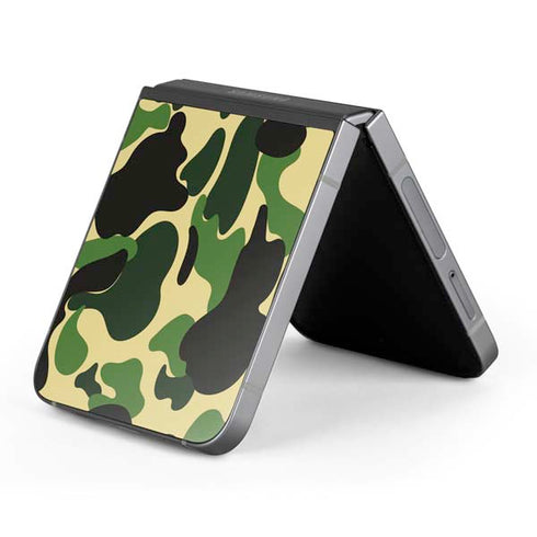 Green Street Camo Galaxy Z Flip6 Skin