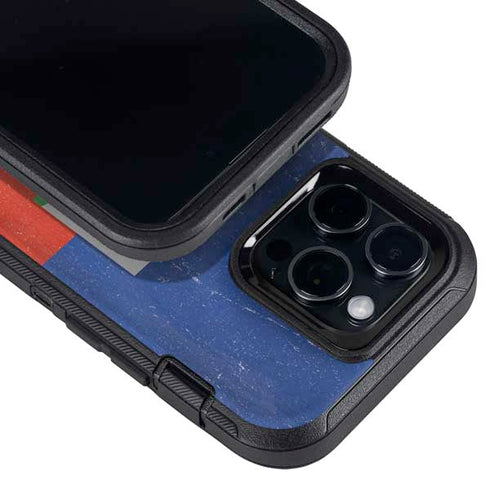 Haiti Flag Distressed Otterbox Defender iPhone Skin